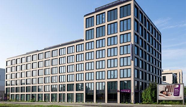 Premier Inn Muenchen City Schwabing エクステリア 写真