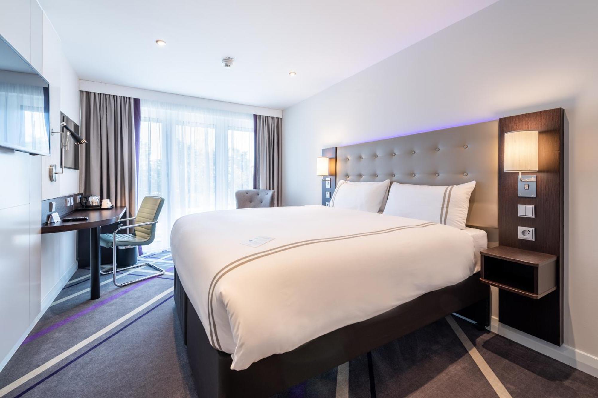 Premier Inn Muenchen City Schwabing エクステリア 写真