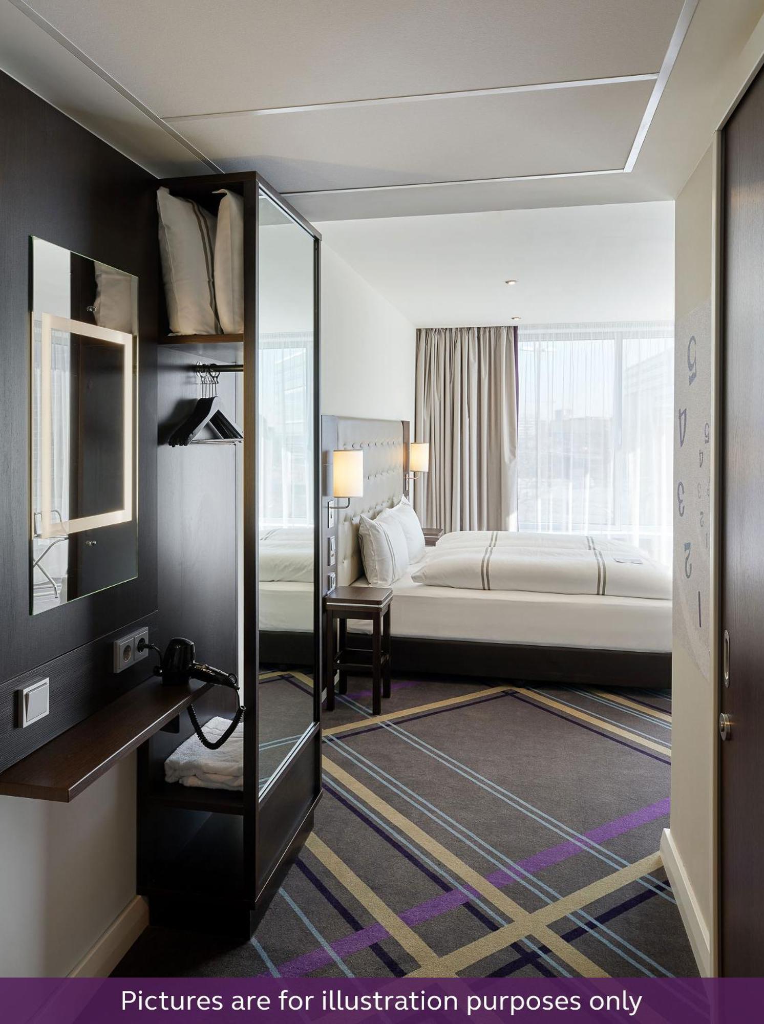 Premier Inn Muenchen City Schwabing エクステリア 写真